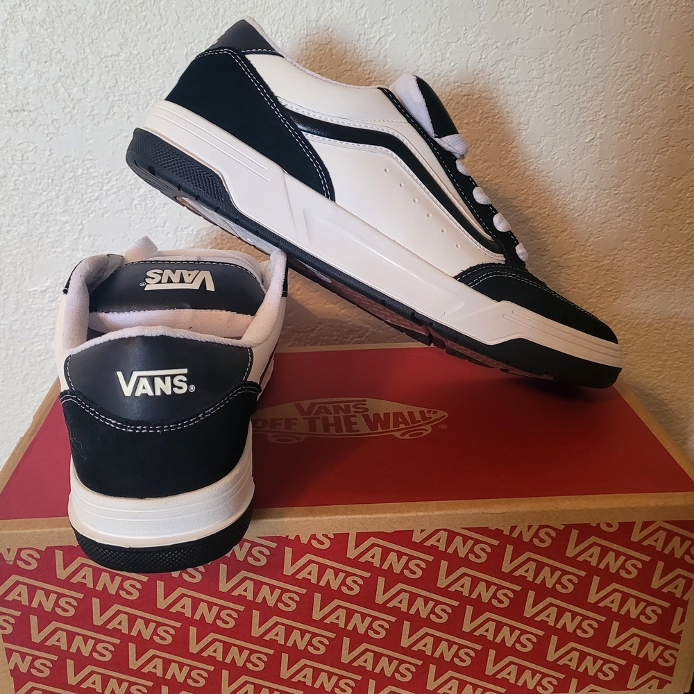 NEW Vans Hylane Skate Shoes White/Black Men's Size 13